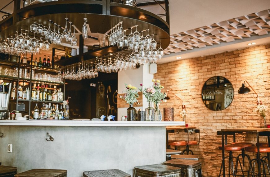 Meja Bar Cafe Unik